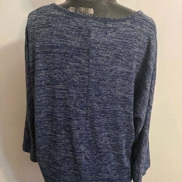 C. D. Daniels Blue Lurex scoop neck sweater tunic, size 1X - Picture 2 of 4